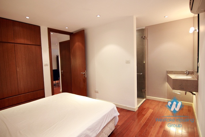 Big two bedrooms apartment for rent in Tay Ho street, Tay Ho district, Ha Noi